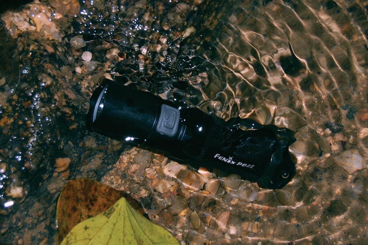 PD22 Fenix Flashlight - DISCONTINUED - Image 3