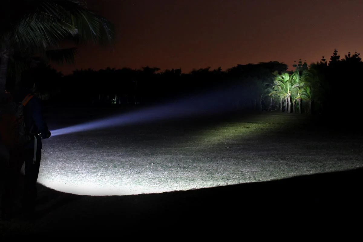 TK61 Fenix Flashlight - DISCONTINUED - Image 4